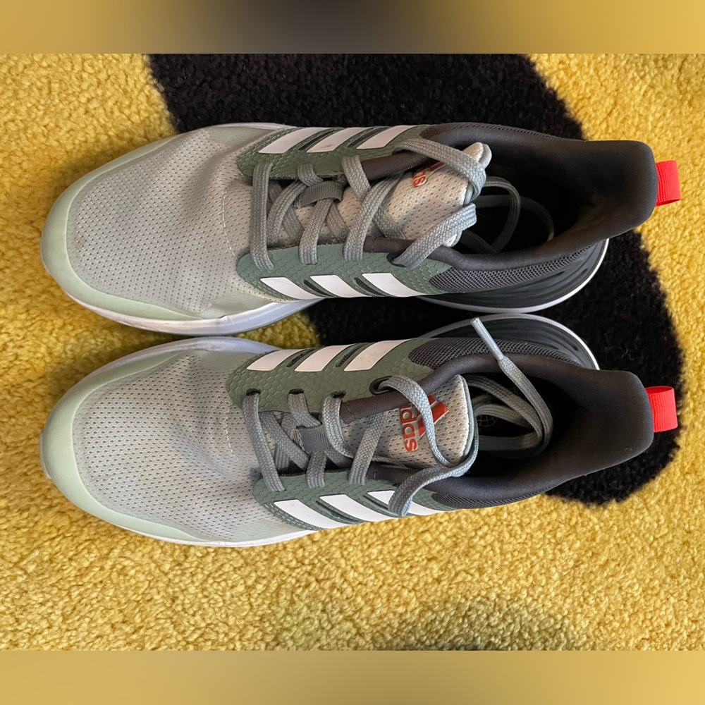 Boys Adidas shoes like new size 2